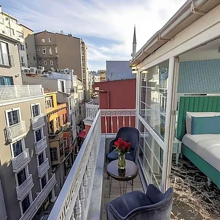 Santa Rio Taxim Hotel