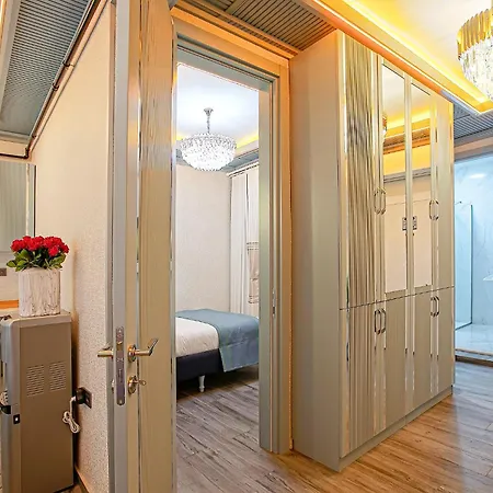 Otel Santa Rio Taxim 4*