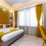 Santa Rio Taxim Hotel 4*