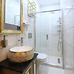 Santa Rio Taxim Hotel